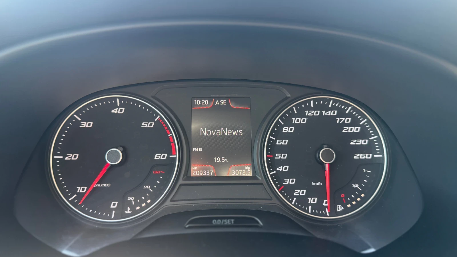 Seat Leon, снимка 10 - Автомобили и джипове - 55844418