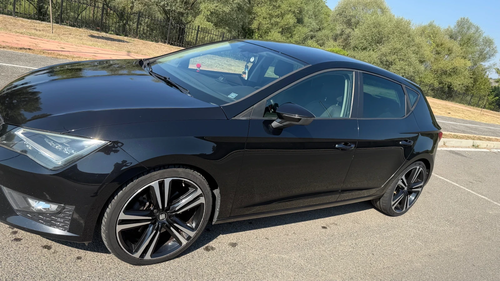 Seat Leon, снимка 4 - Автомобили и джипове - 55844418