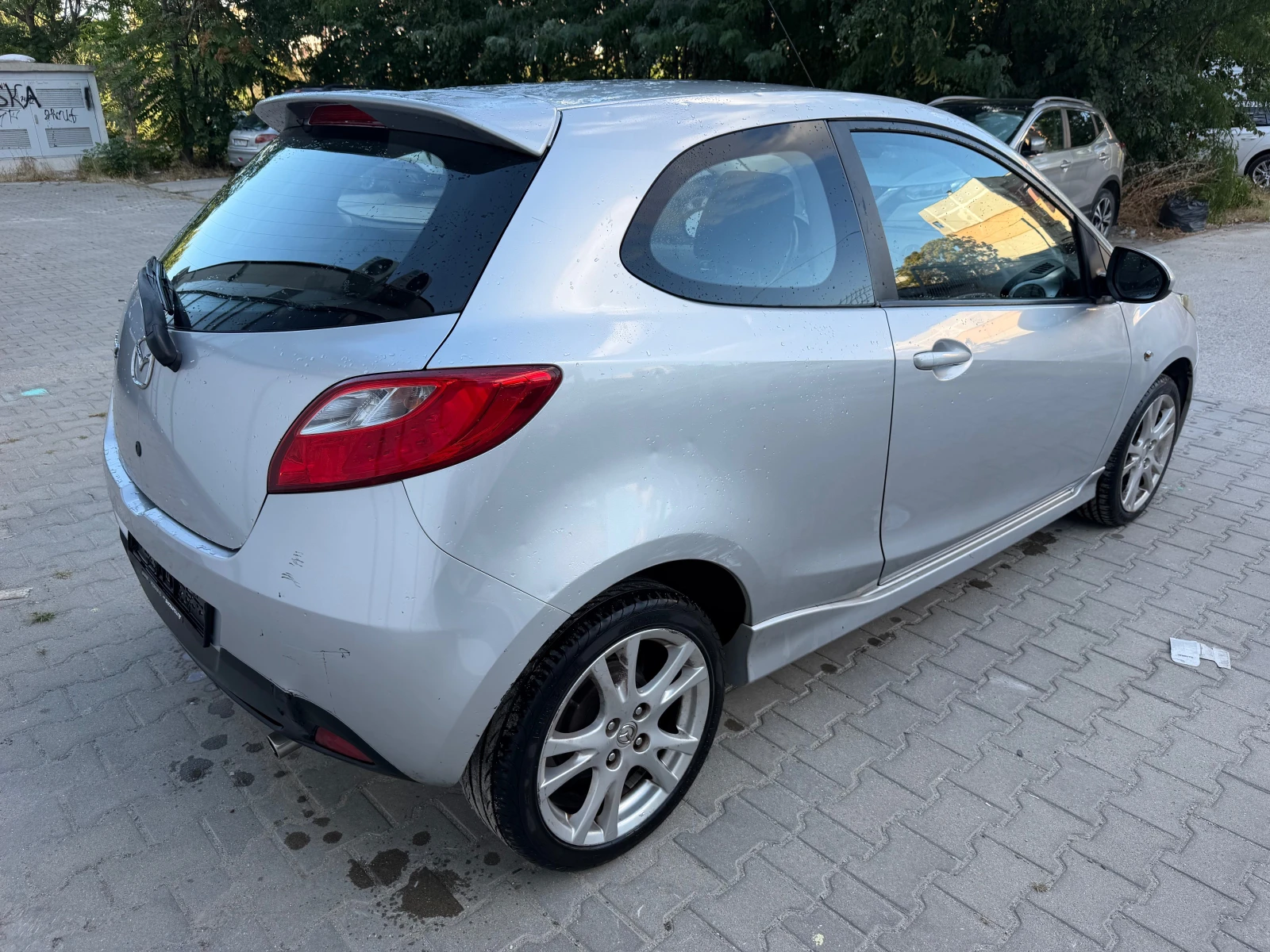 Mazda 2 1.5 Бензин, снимка 4 - Автомобили и джипове - 55957629