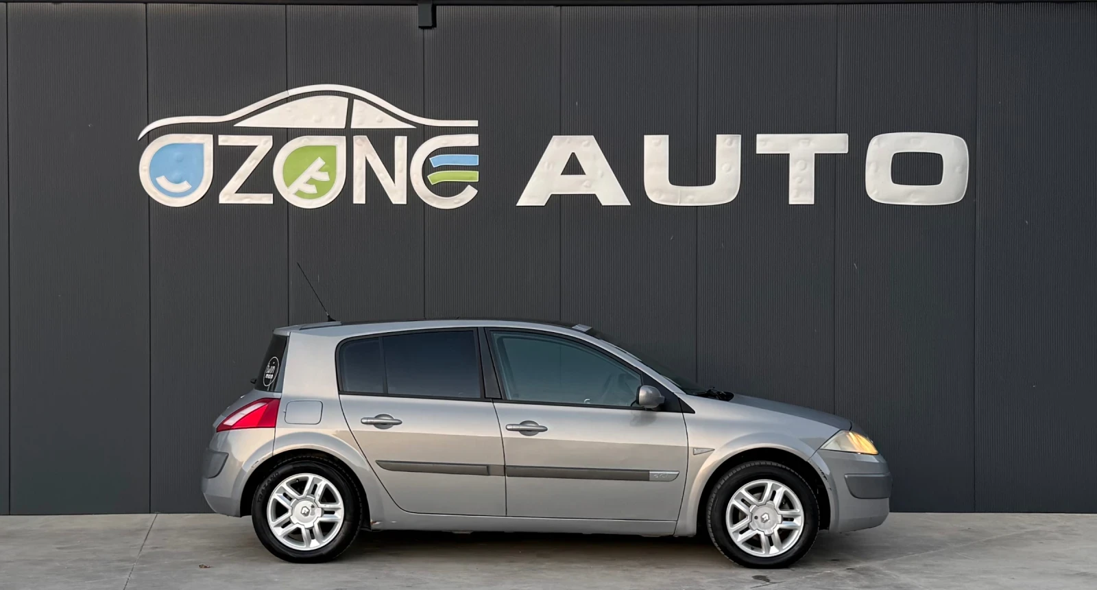 Renault Megane, снимка 3 - Автомобили и джипове - 55966713