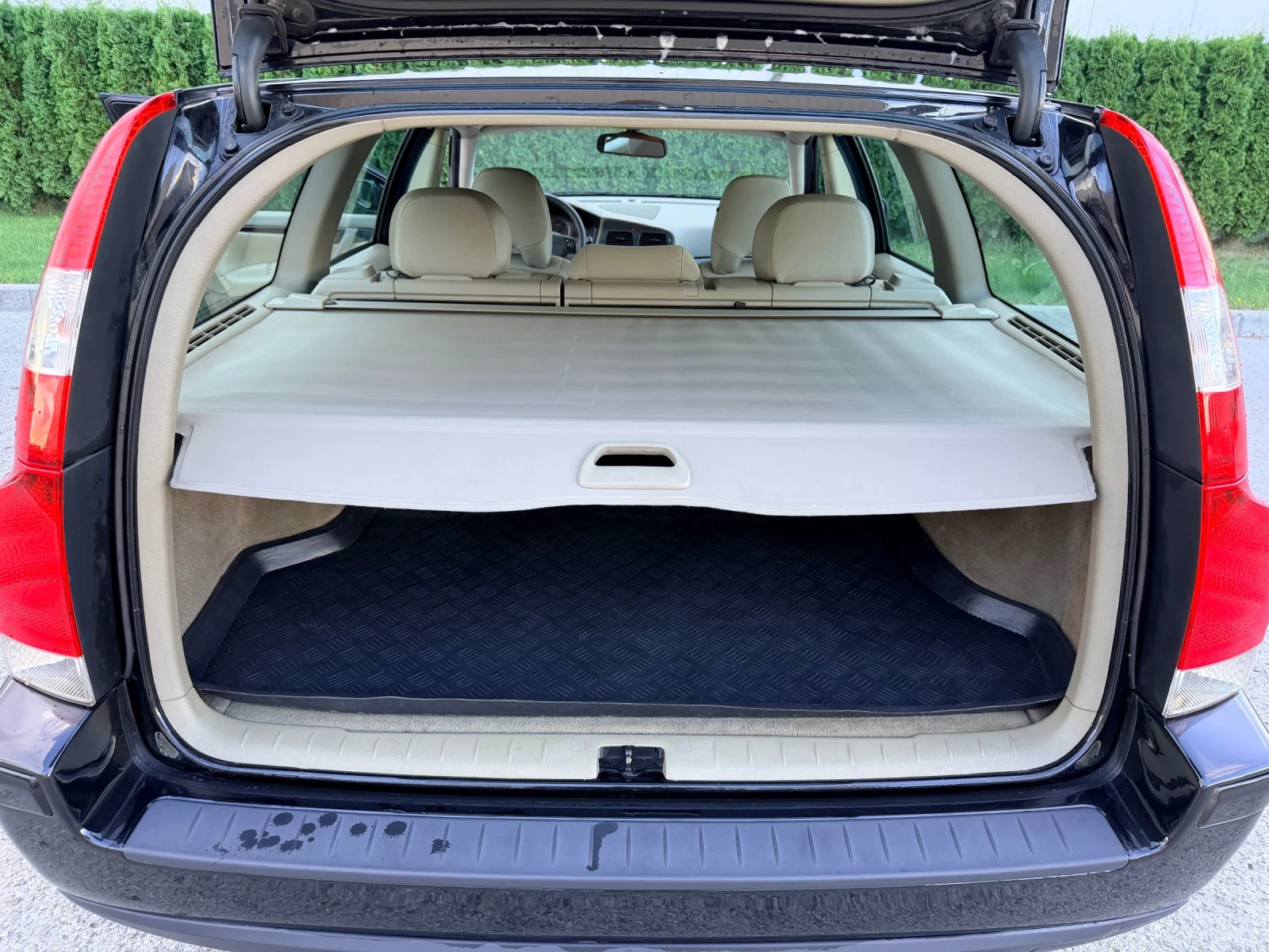 Volvo V70 2.4d | D5 | УНИКАТ, снимка 14 - Автомобили и джипове - 56222140