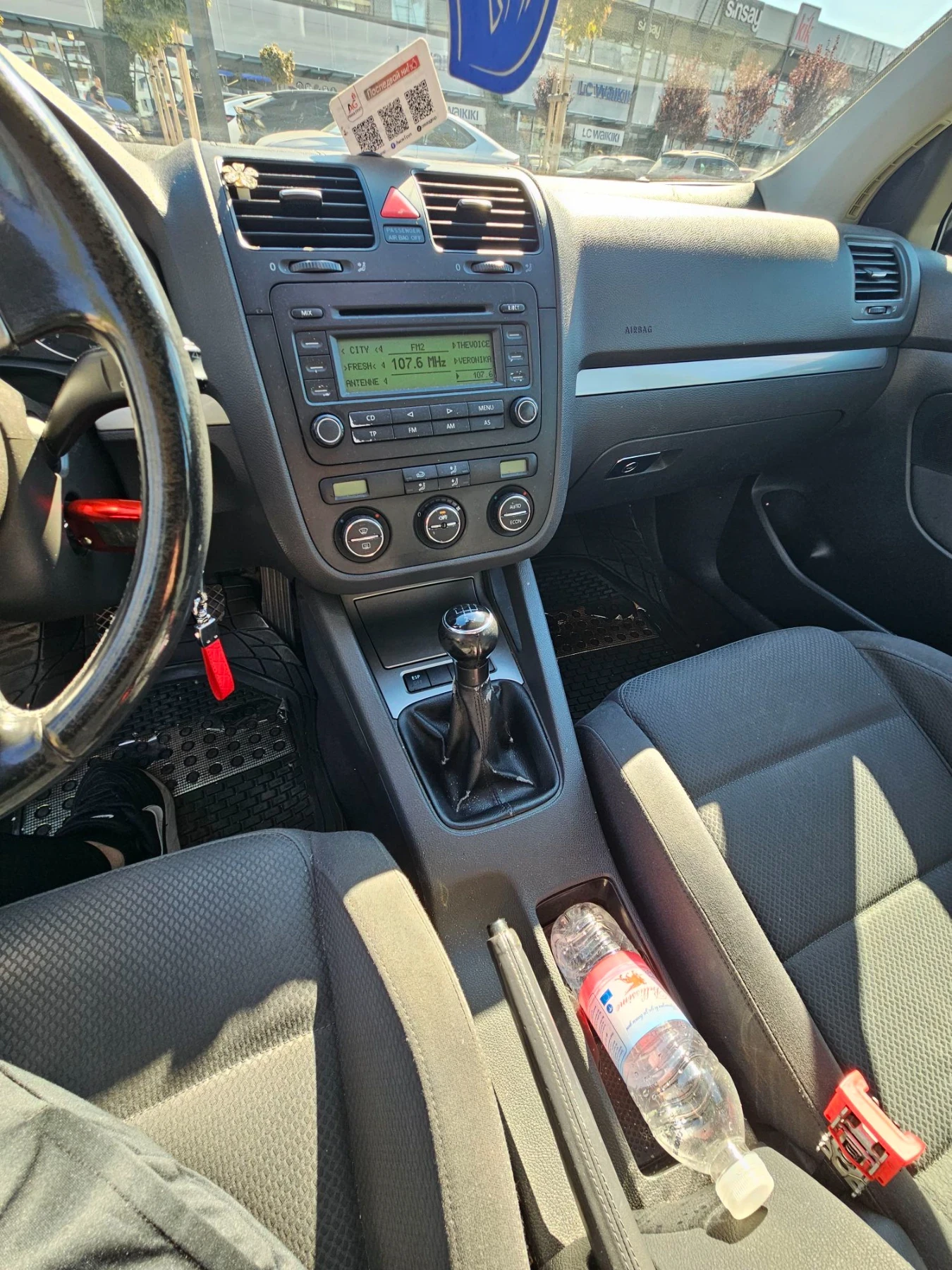 VW Golf 1.9 90к.с, снимка 9 - Автомобили и джипове - 56372171