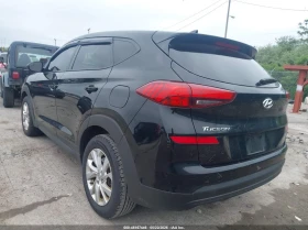 Hyundai Tucson 2.0l Se, снимка 3