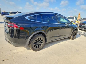 Tesla Model X, снимка 3