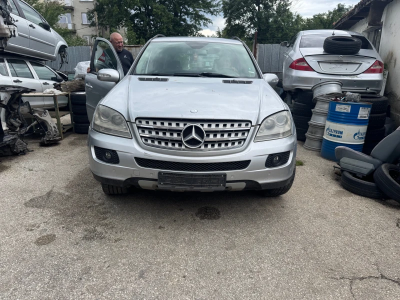 Mercedes-Benz ML 320, снимка 3 - Автомобили и джипове - 50572355
