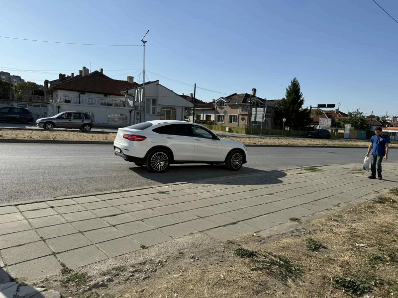 Mercedes-Benz GLC 300, снимка 9 - Автомобили и джипове - 52530621