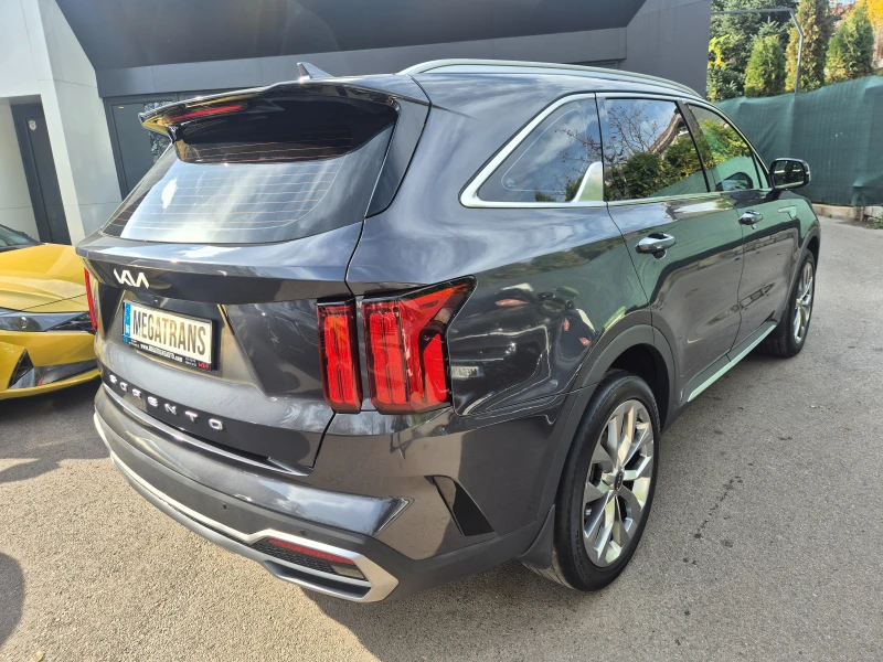 Kia Sorento 2.2 CRDI 4X2 Наличен в БГ, снимка 4 - Автомобили и джипове - 52442241
