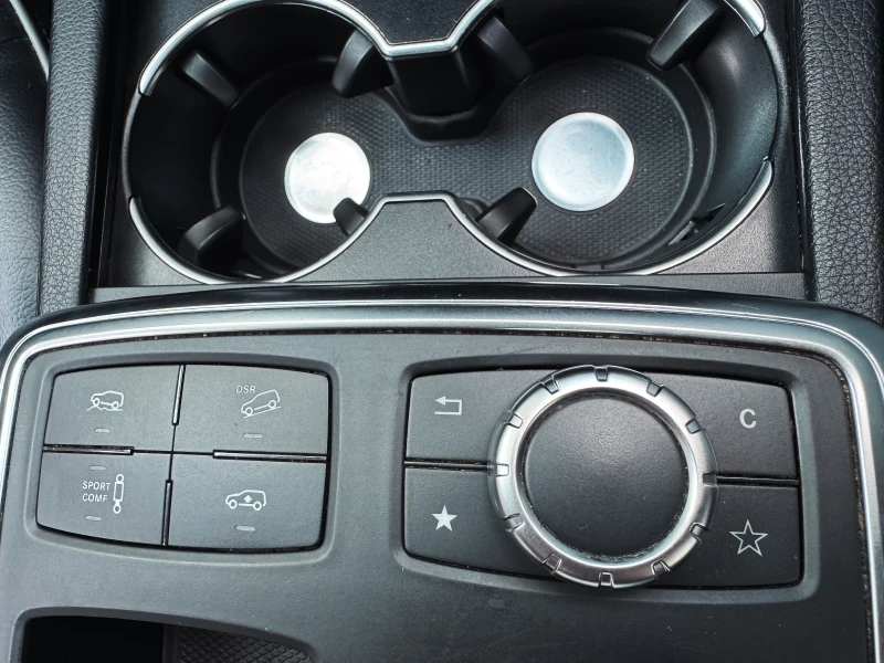 Mercedes-Benz ML 350 AMG Line, снимка 11 - Автомобили и джипове - 53281746