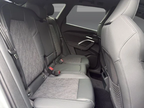 Audi Q5 e-hybrid Quattro = S-line = Гаранция, снимка 9 - Автомобили и джипове - 56182900
