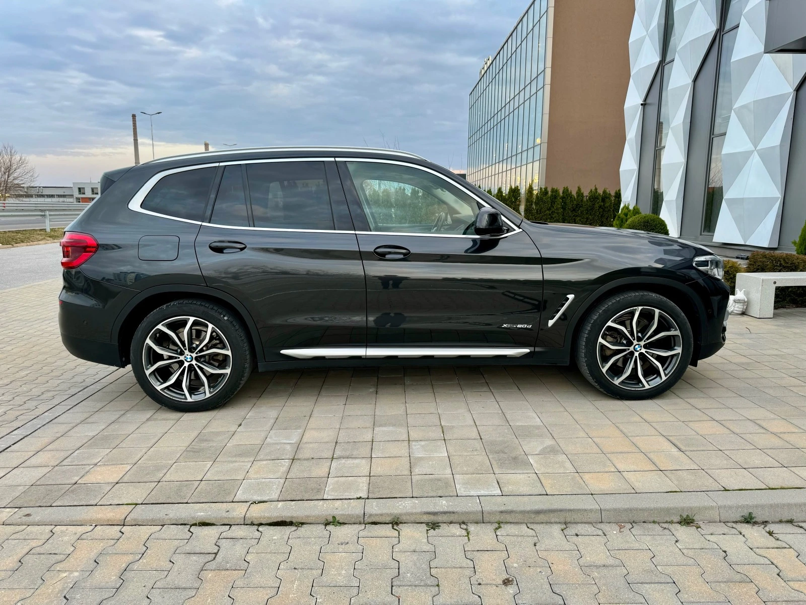 BMW X3 1ви-собственик-с.книжка-само в BMW-X-LINE - изображение 4