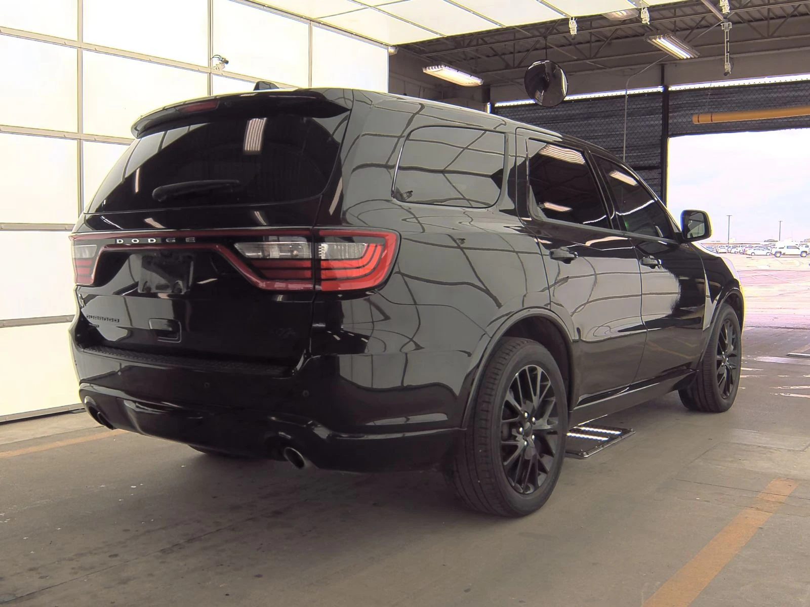 Dodge Durango R/T 5.7 HEMI* Обдух* BEATS* 8ZF* Дистроник* ТВ*  - изображение 4