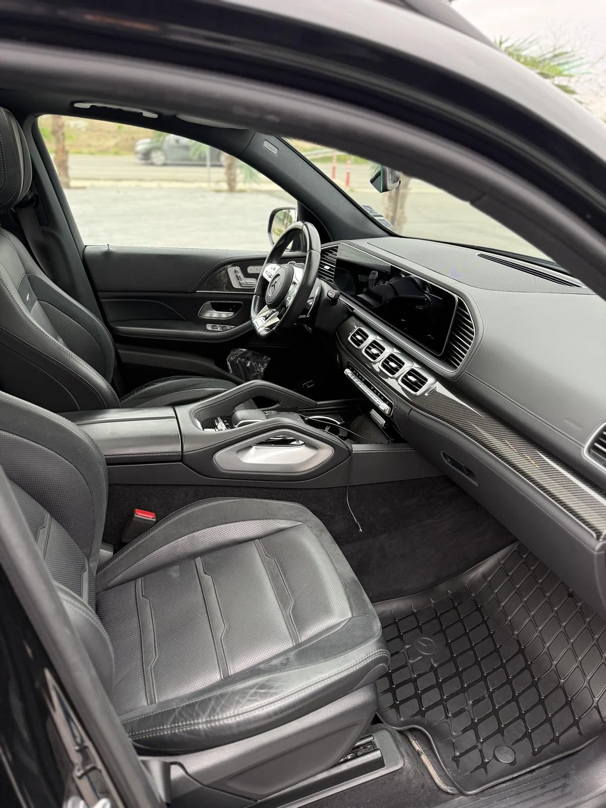 Mercedes-Benz GLE 53 4MATIC  - изображение 6