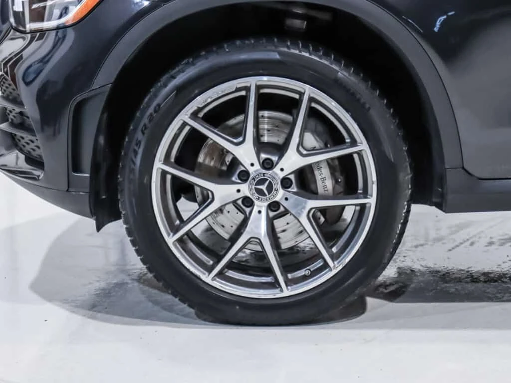 Mercedes-Benz GLC * GLC300 Coupe / Premium Pkg / Sport Pkg / Apple C, снимка 14 - Автомобили и джипове - 53724778