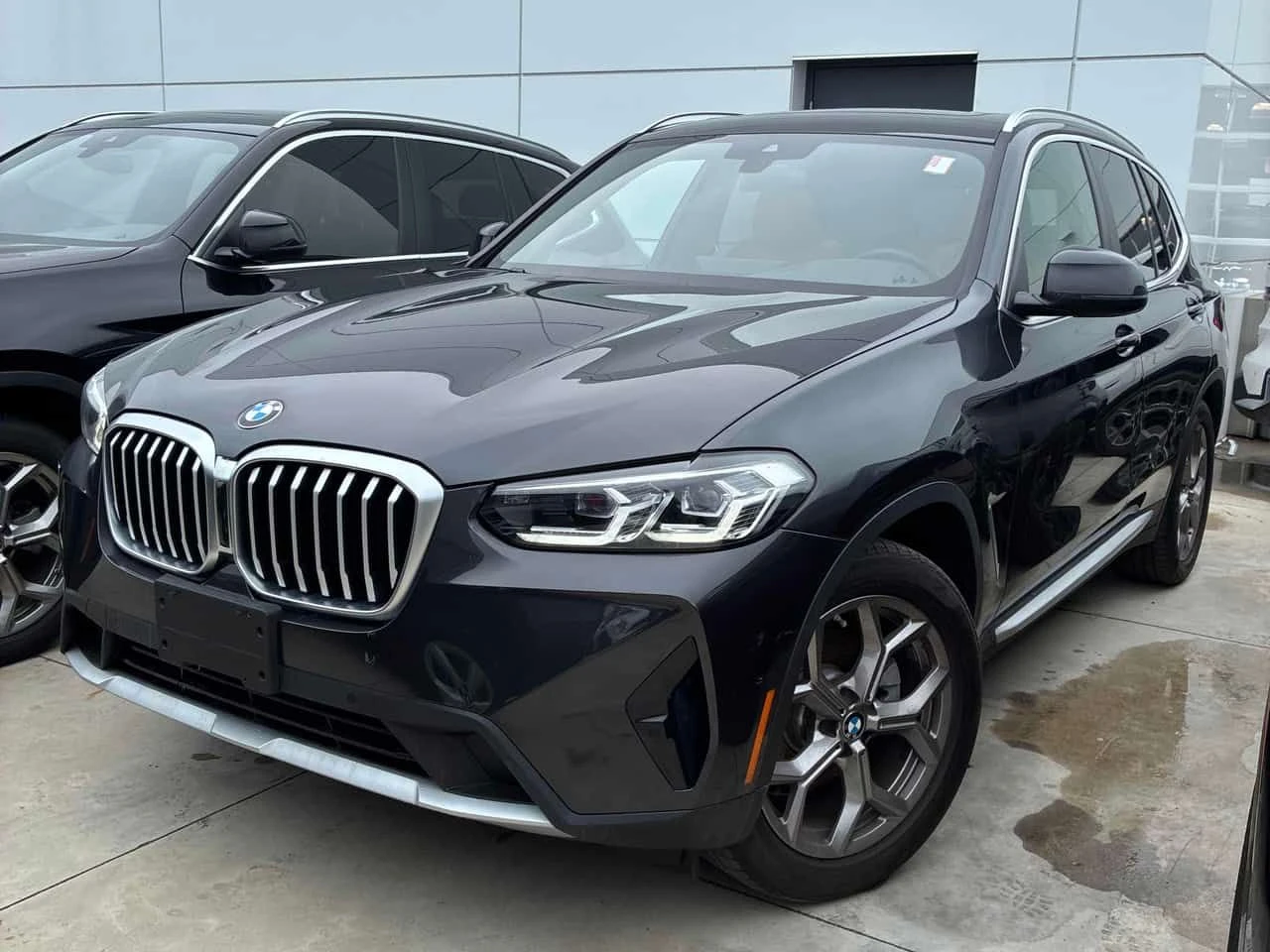 BMW X3 * xDrive30i * ПРЕДСТАВИТЕЛСТВО * ПОДГРЕВ * PANO , снимка 2 - Автомобили и джипове - 54098705