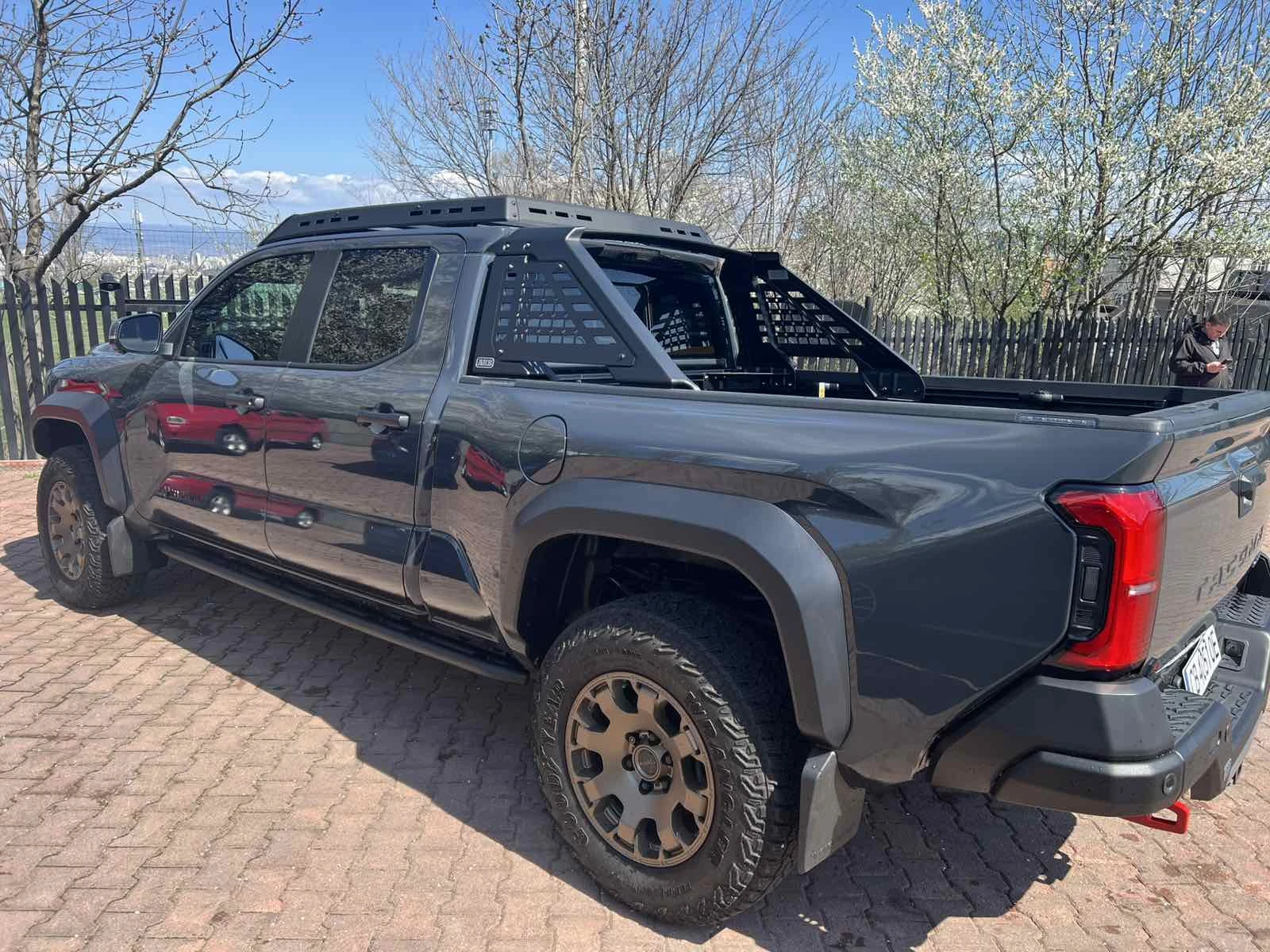 Toyota Tacoma, снимка 3 - Автомобили и джипове - 54276116