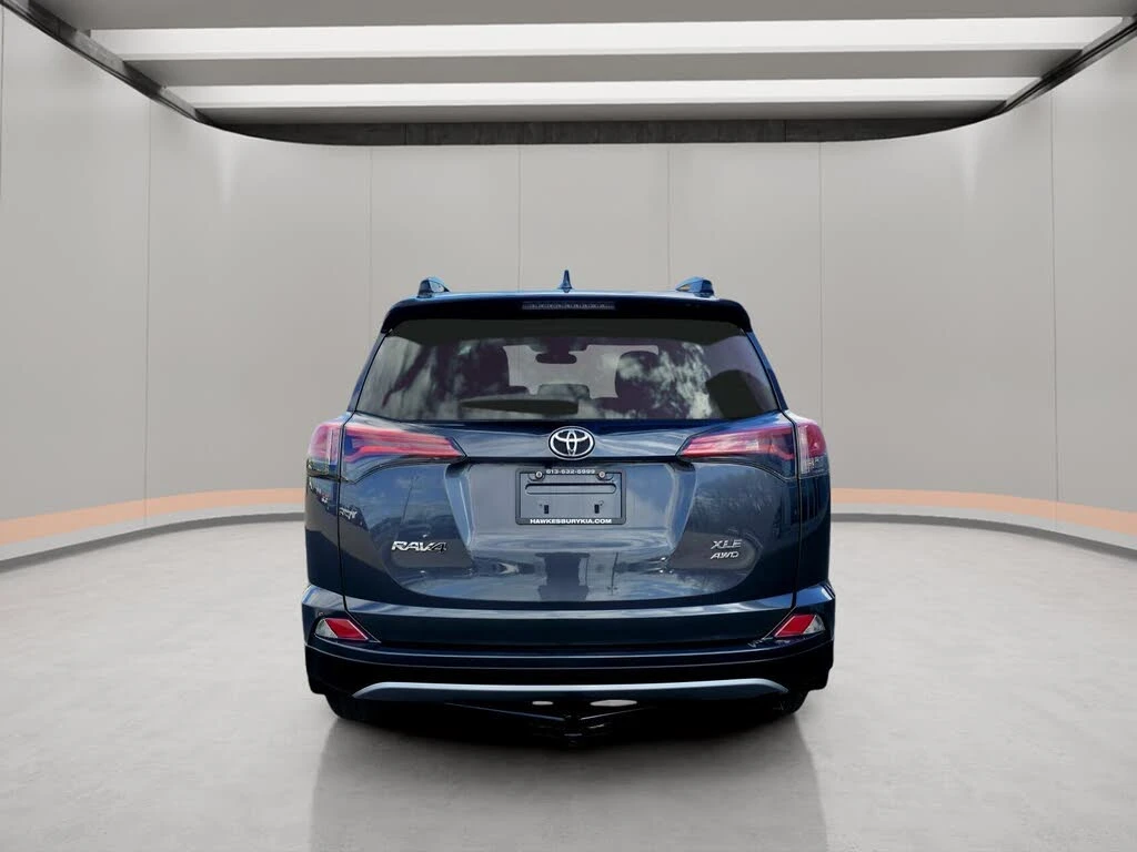 Toyota Rav4 XLE AWD, снимка 6 - Автомобили и джипове - 54711439