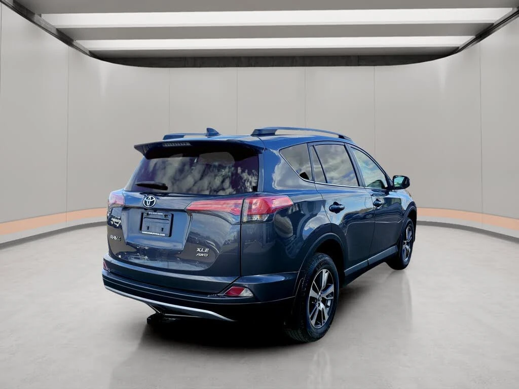 Toyota Rav4 XLE AWD, снимка 4 - Автомобили и джипове - 54711439