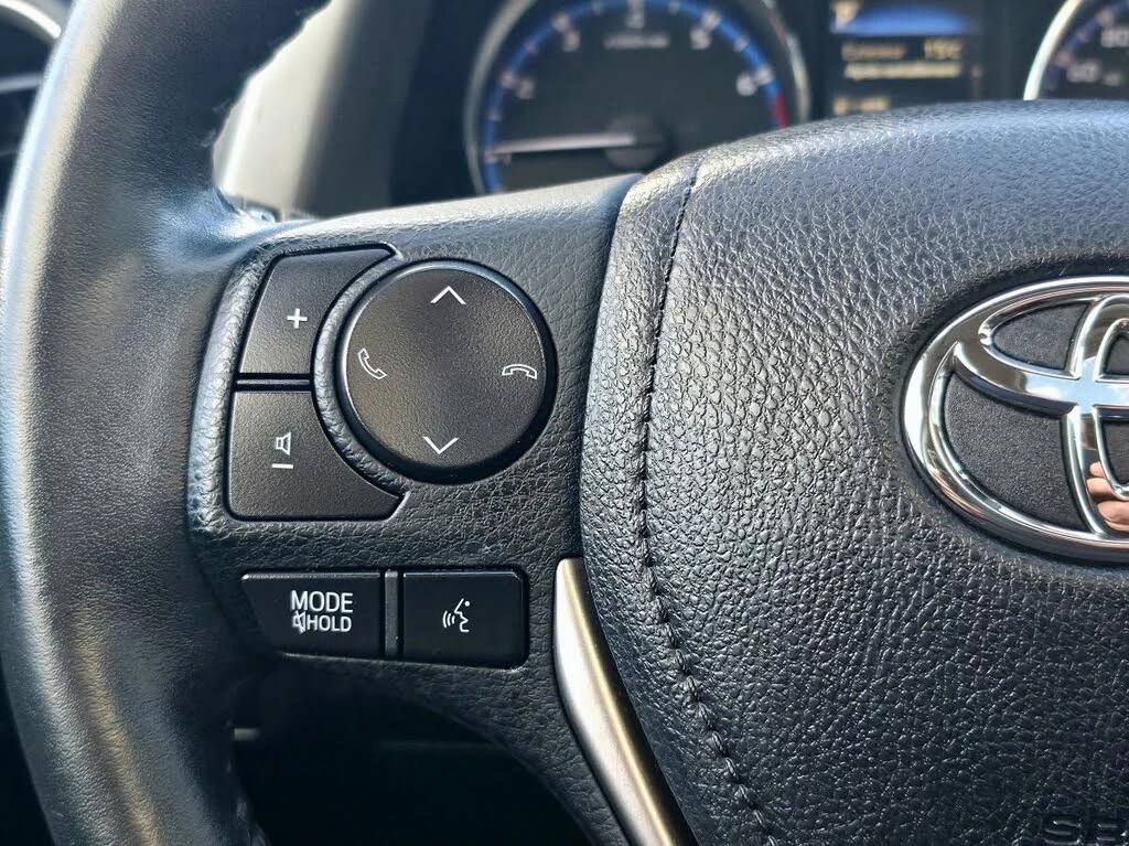 Toyota Rav4 XLE AWD, снимка 14 - Автомобили и джипове - 54711439
