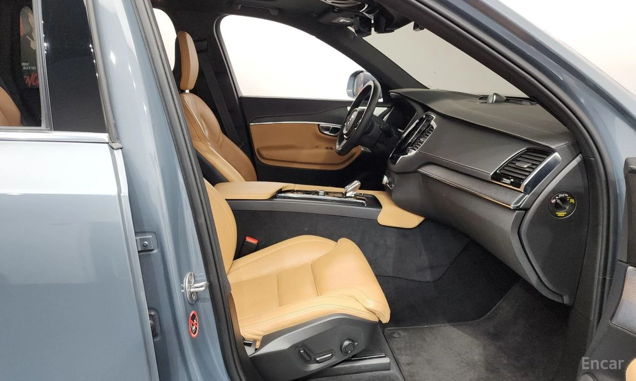 Volvo Xc90 INSCRIPTION* ДИГИТАЛНО* ТАБЛО* ПОДГРЕВ* САМОПАРКИР, снимка 13 - Автомобили и джипове - 54884819