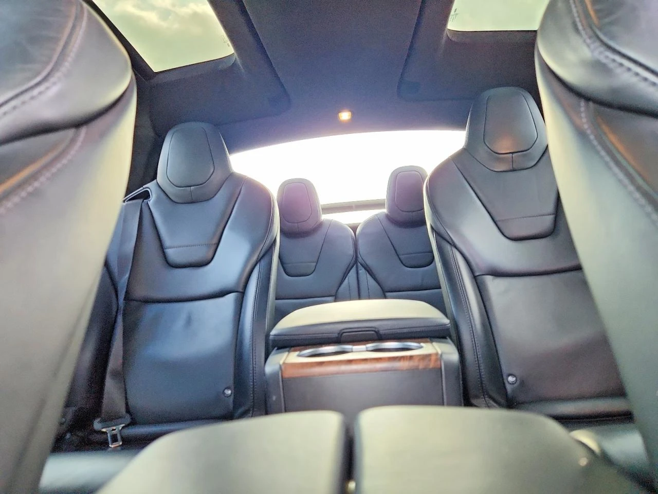 Tesla Model X | Mobile.bg � ����������� 10