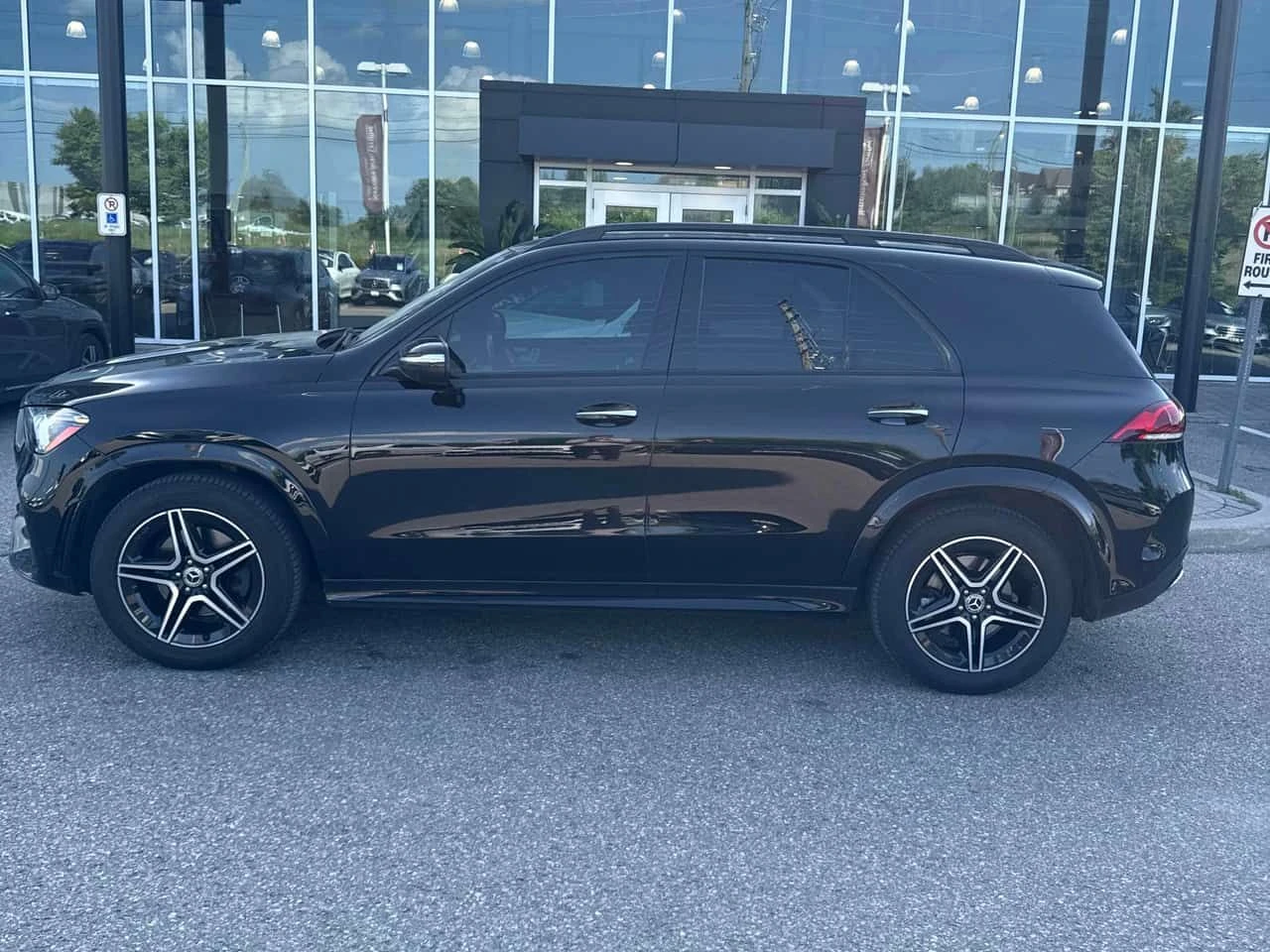 Mercedes-Benz GLE 350 BURMESTER/ДИСТРОНИК/ПАНОРАМА/360/OT MERCEDES, снимка 3 - Автомобили и джипове - 55141684