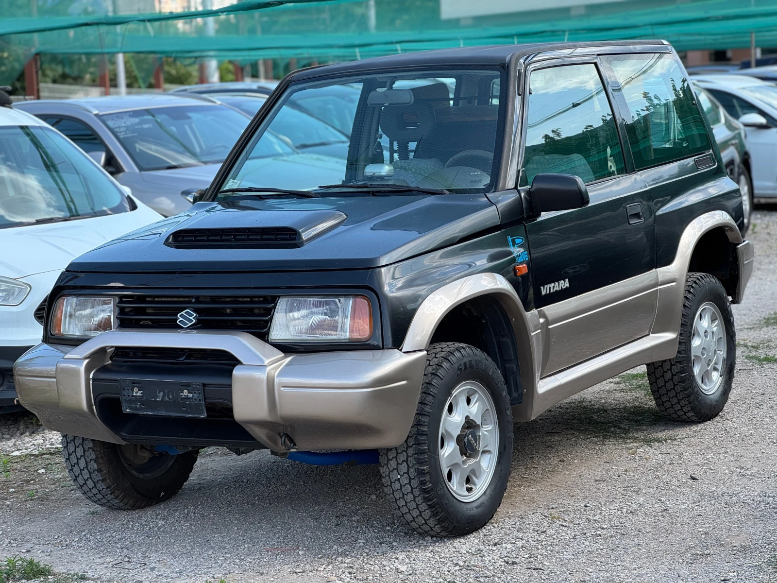 Suzuki Vitara 1.9TD KLIMATIK, снимка 4 - Автомобили и джипове - 55223684