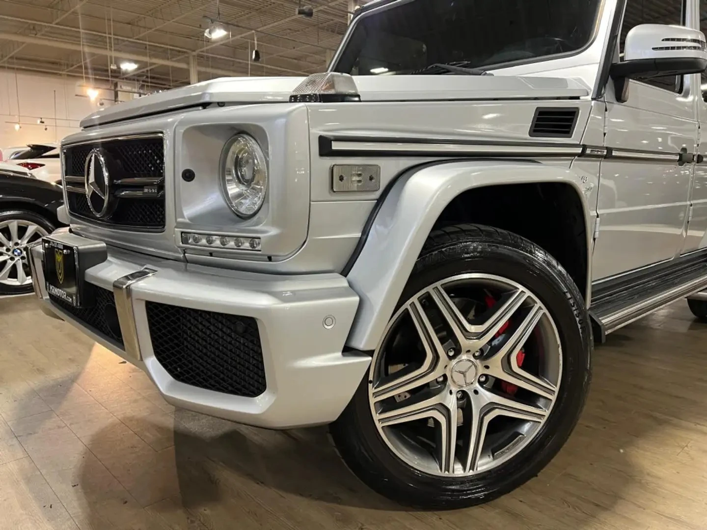 Mercedes-Benz G 63 AMG HARMAN KARDON* НАВИ* ПАНО, снимка 8 - Автомобили и джипове - 55710033