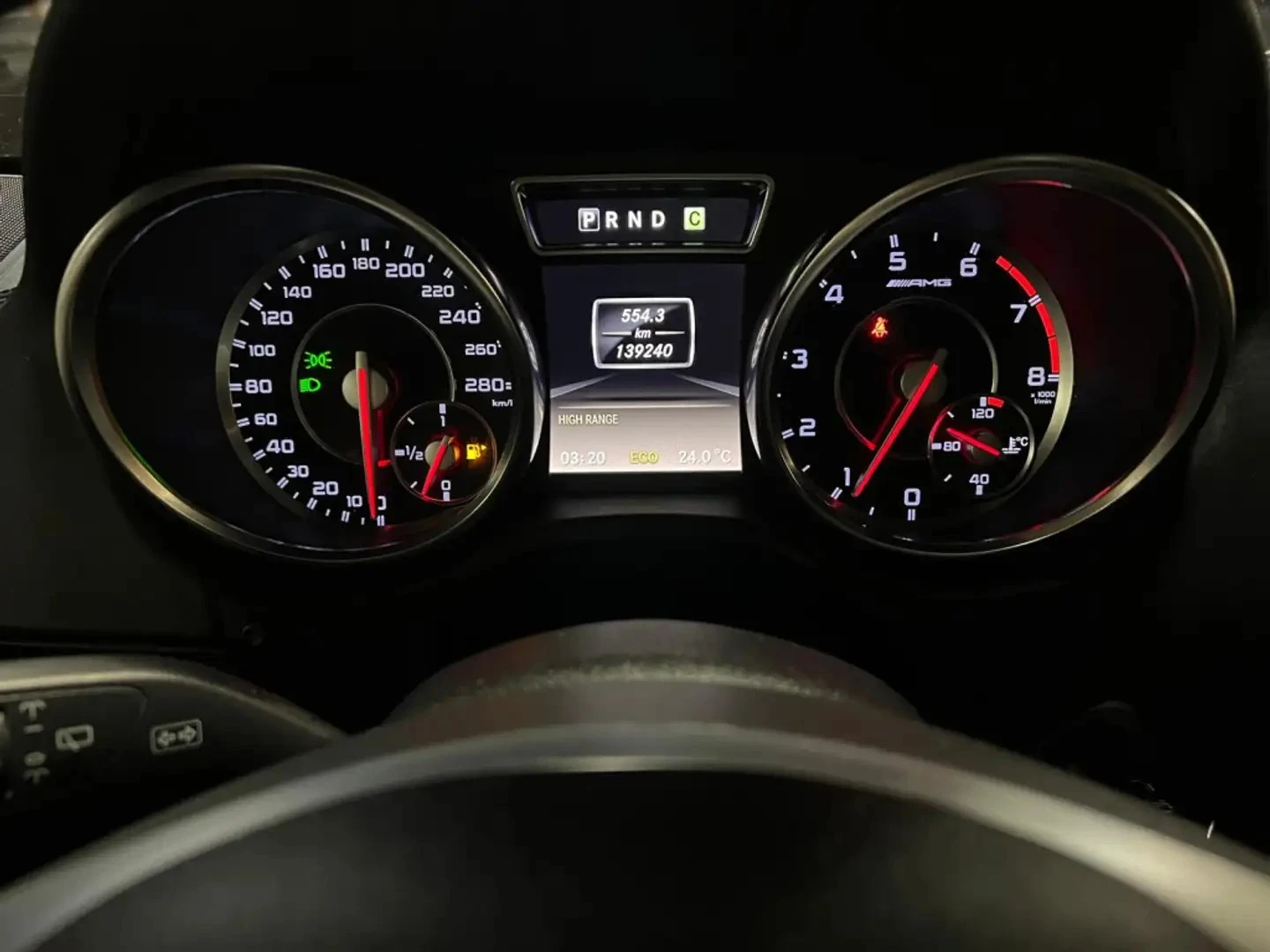 Mercedes-Benz G 63 AMG HARMAN KARDON* НАВИ* ПАНО, снимка 13 - Автомобили и джипове - 55710033
