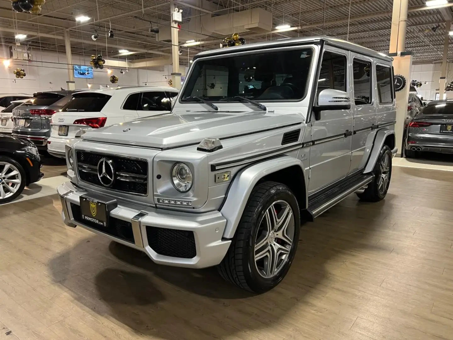 Mercedes-Benz G 63 AMG HARMAN KARDON* НАВИ* ПАНО, снимка 9 - Автомобили и джипове - 55710033