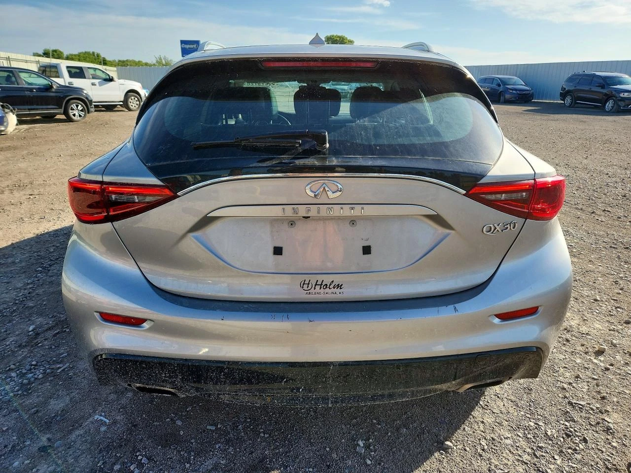 Infiniti QX30 2.0l Luxe, снимка 6 - Автомобили и джипове - 55970623