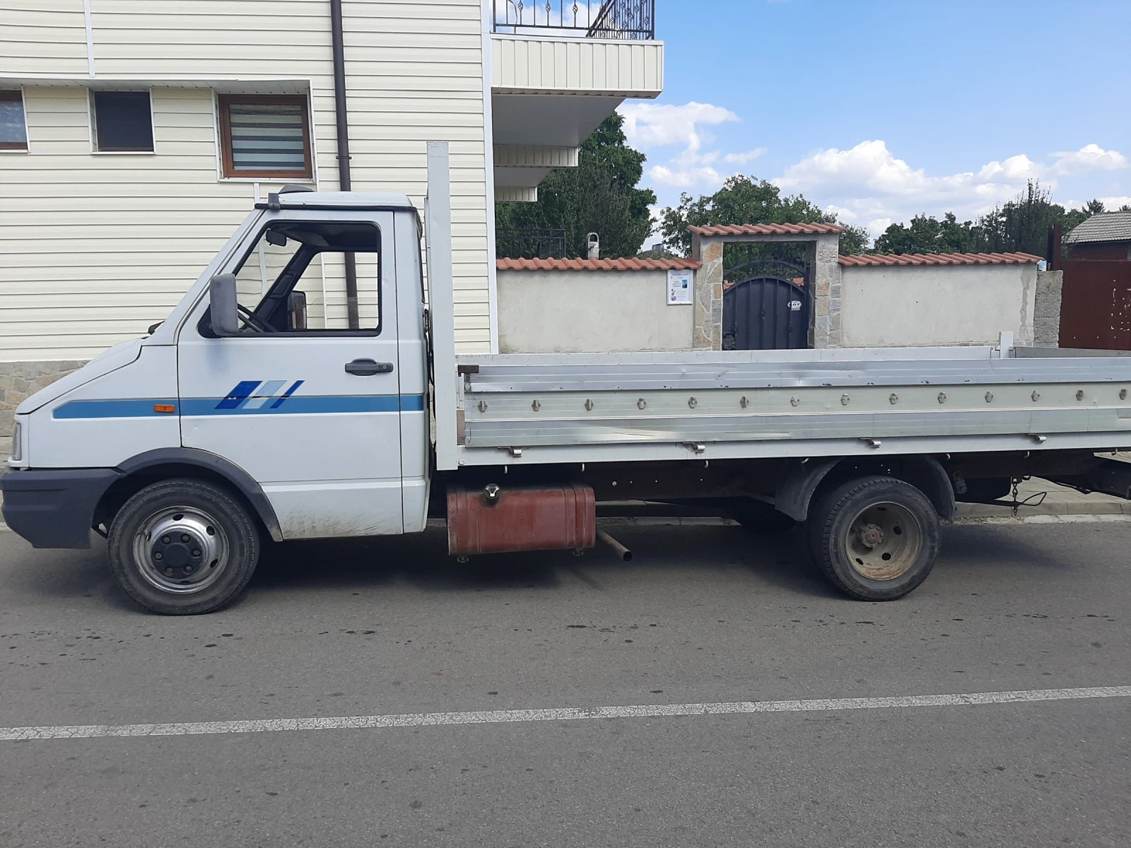 Iveco Daily 2.5 - изображение 2