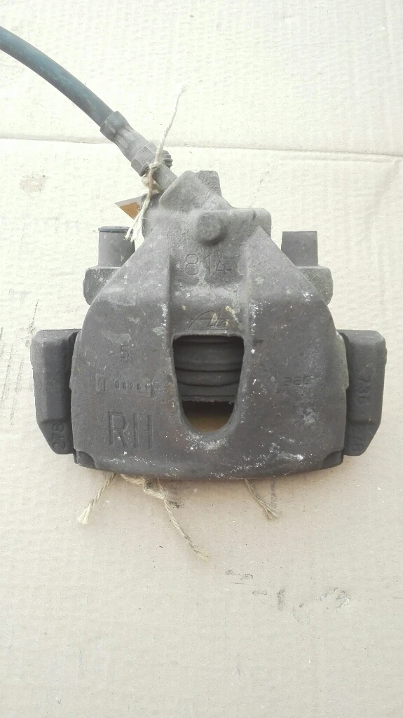 Спирачен апарат преден десен Форд Фокус 1.6тдци