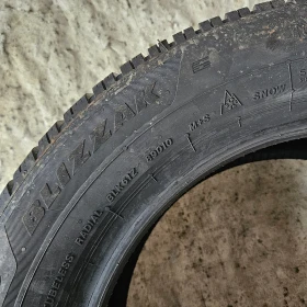 Гуми Зимни 205/60R16, снимка 7 - Гуми и джанти - 53493026