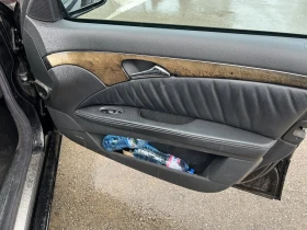 Mercedes-Benz E 320, снимка 4
