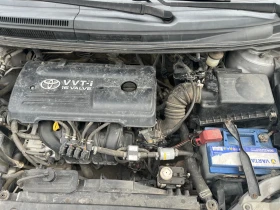 Toyota Corolla verso 1600, снимка 13