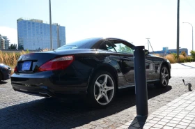 Mercedes-Benz SL 500 AMG* LINE* ОБДУХВАНЕ* ДИСТРОНИК* КАМЕРА* , снимка 2