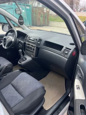 Toyota Corolla verso 1600 | Auto.bg — изображение 11