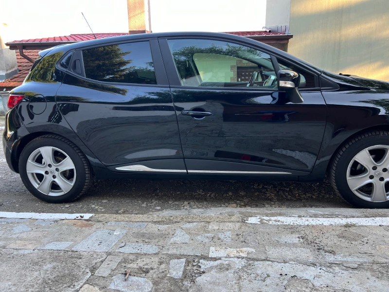 Renault Clio 1.5 dci, снимка 6 - Автомобили и джипове - 47339284