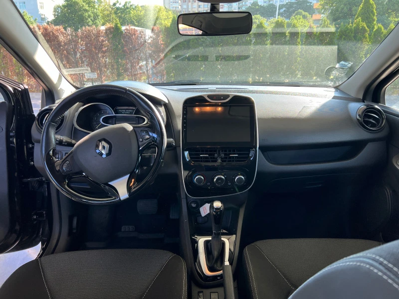 Renault Clio 1.5 dci, снимка 8 - Автомобили и джипове - 47339284