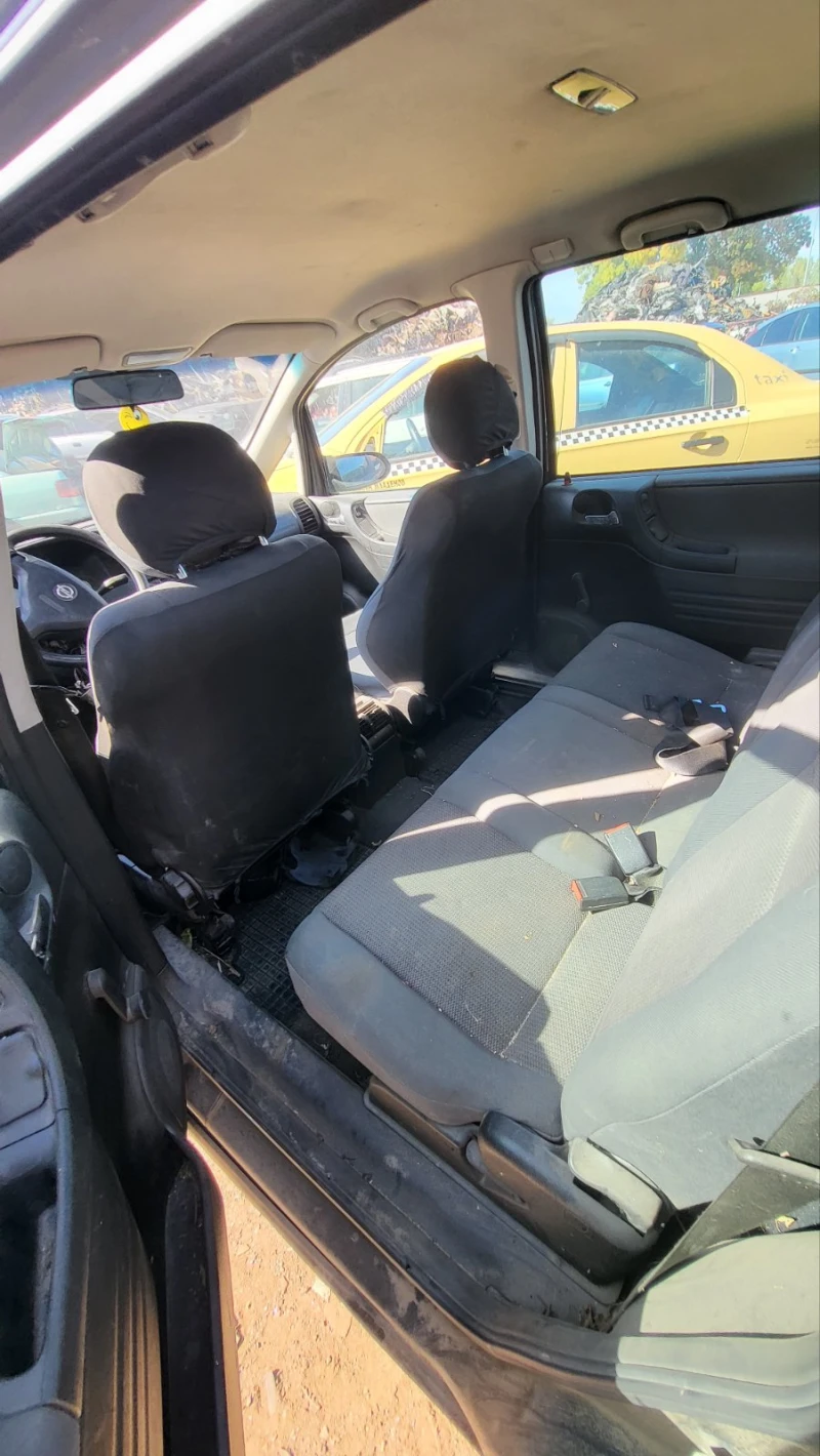 Opel Zafira, снимка 6 - Автомобили и джипове - 47444308