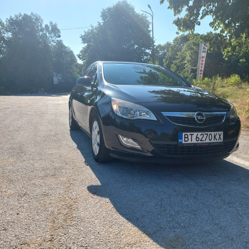 Opel Astra, снимка 2 - Автомобили и джипове - 47653228