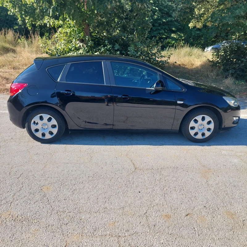 Opel Astra, снимка 5 - Автомобили и джипове - 47653228