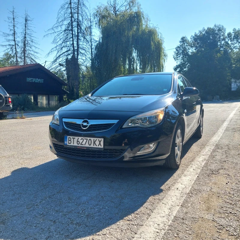 Opel Astra, снимка 1 - Автомобили и джипове - 47653228