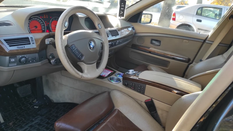 BMW 745, снимка 9 - Автомобили и джипове - 48266660