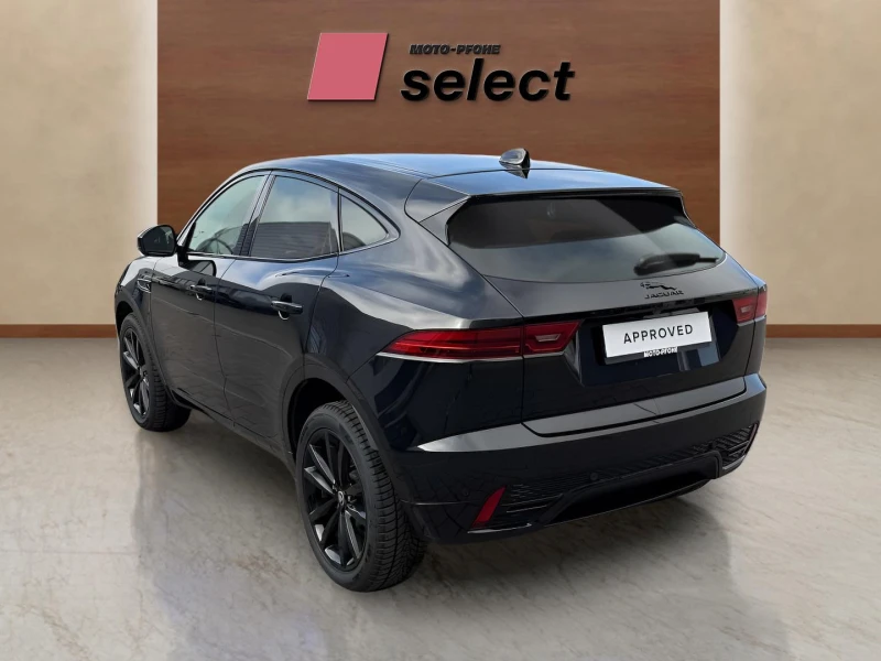 Jaguar E-pace 2.0, снимка 7 - Автомобили и джипове - 52530081