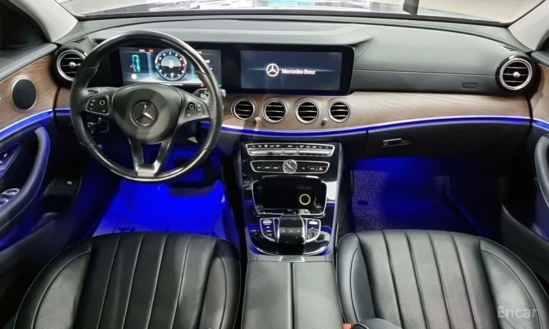 Mercedes-Benz E 300, снимка 7 - Автомобили и джипове - 53585213