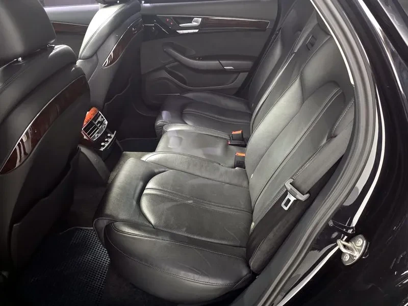 Audi A8 4.2 FSI Quattro, снимка 12 - Автомобили и джипове - 54189377