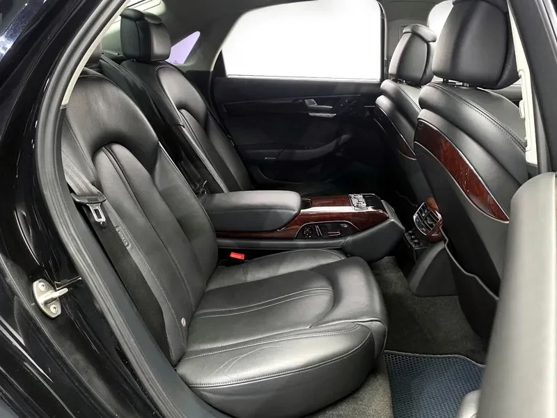 Audi A8 4.2 FSI Quattro, снимка 11 - Автомобили и джипове - 54189377