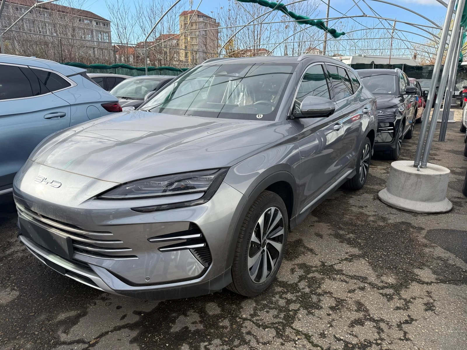 BYD Seal U DM-I 1.5 PHEV Design AWD, снимка 1