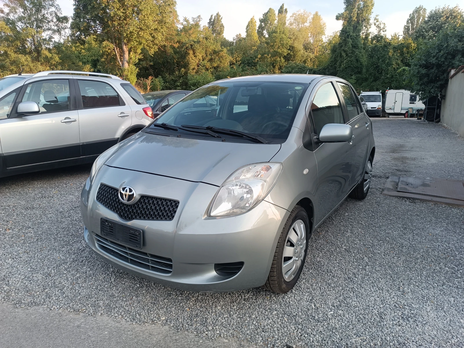 Toyota Yaris 1.3i- WT-I - [1] 